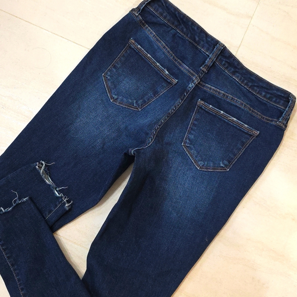 Universal Thread Mid Rising Jegging - Picture 11 of 15